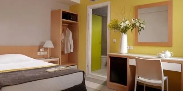 GALAXY HOTEL - ������ - ������ 