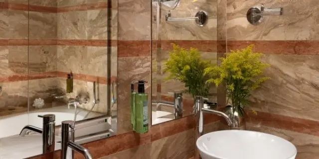 GALAXY HOTEL - ������ - ������ 