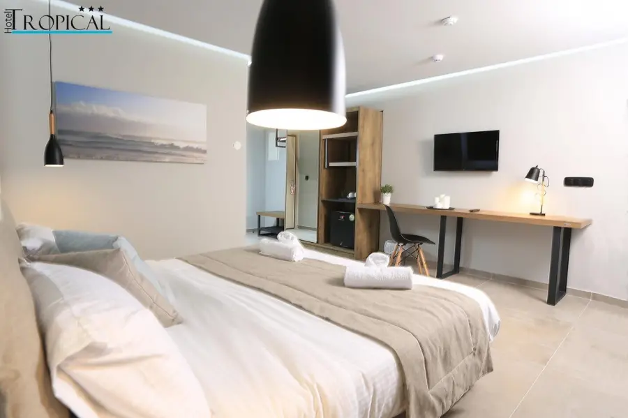 TROPICAL Hotel Chalkidiki,�������, ������