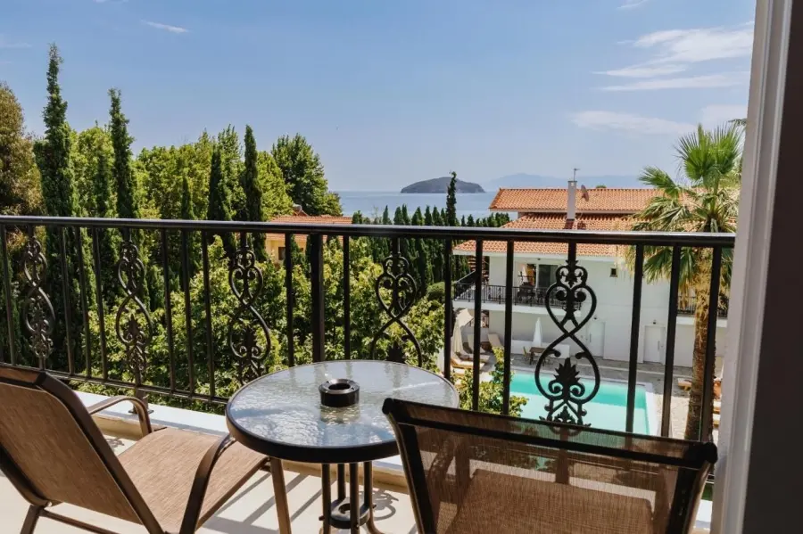 Blue Bay Hotel � ��� ��������, ������